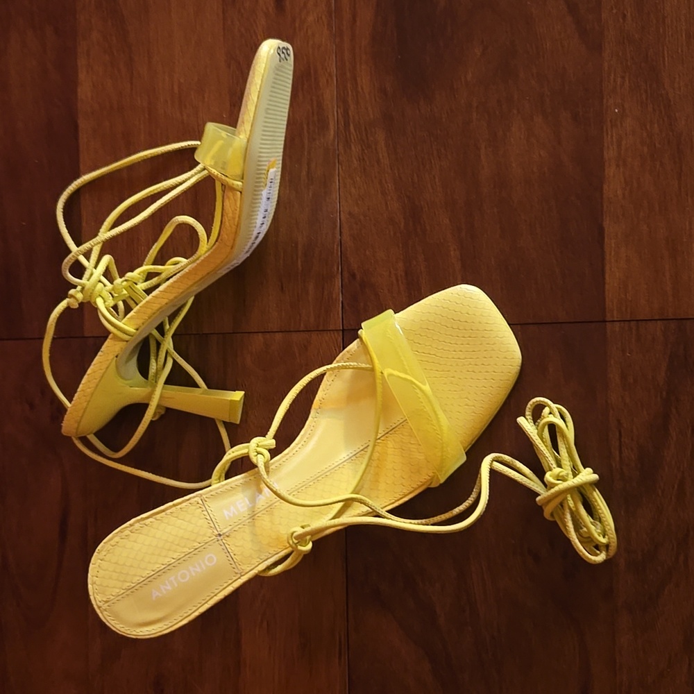 ANTONIO MELANI Bright Green/Yellow Lace-Up Heels Sz 8.5